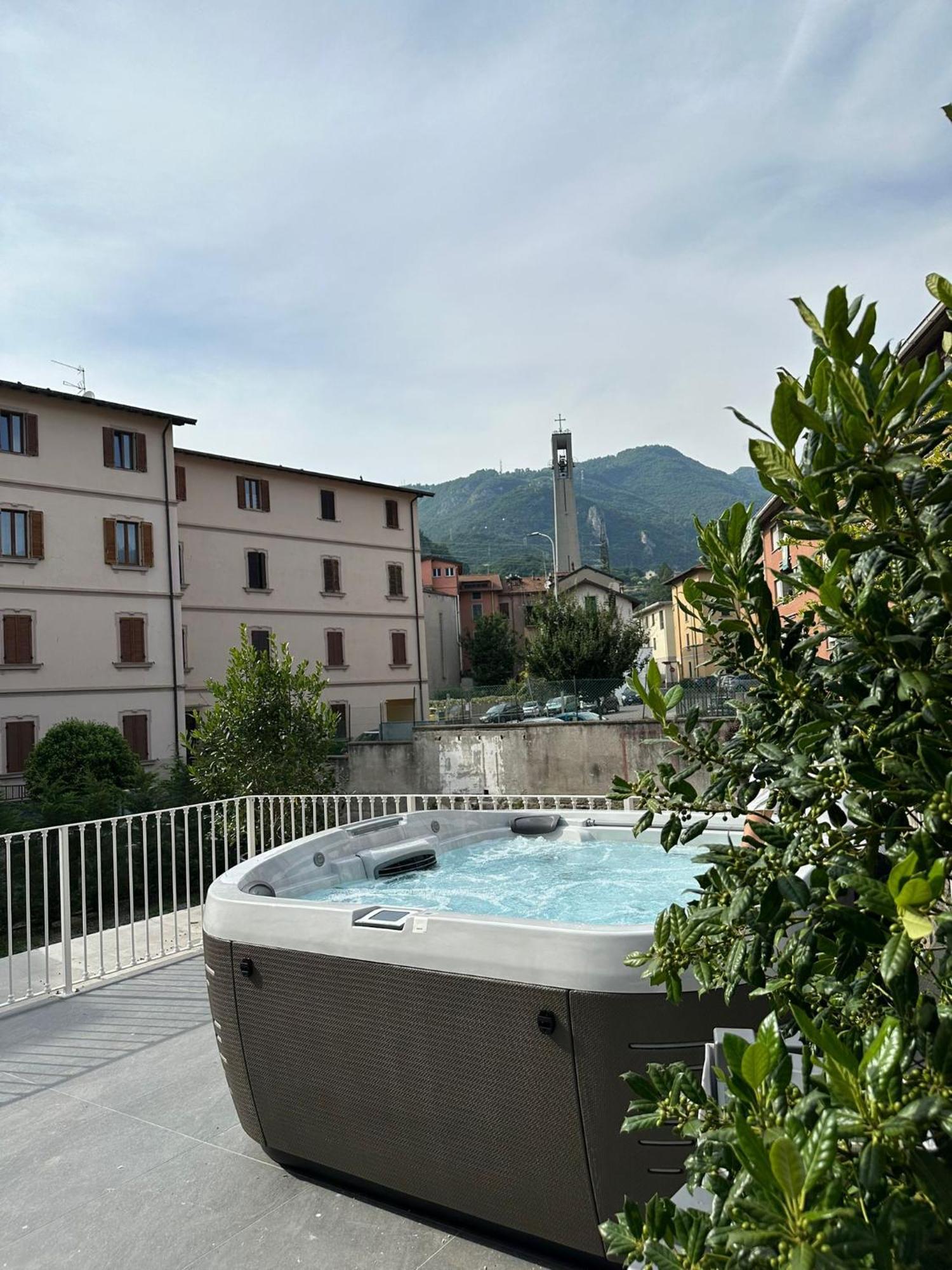 Vulcano Palace Castro  Esterno foto